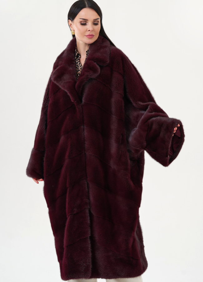 Шуба из меха норки бордового цвета модель № 24707 в кредит