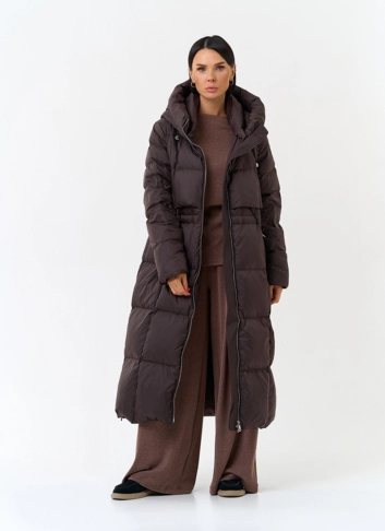 Женский пуховик с капюшоном