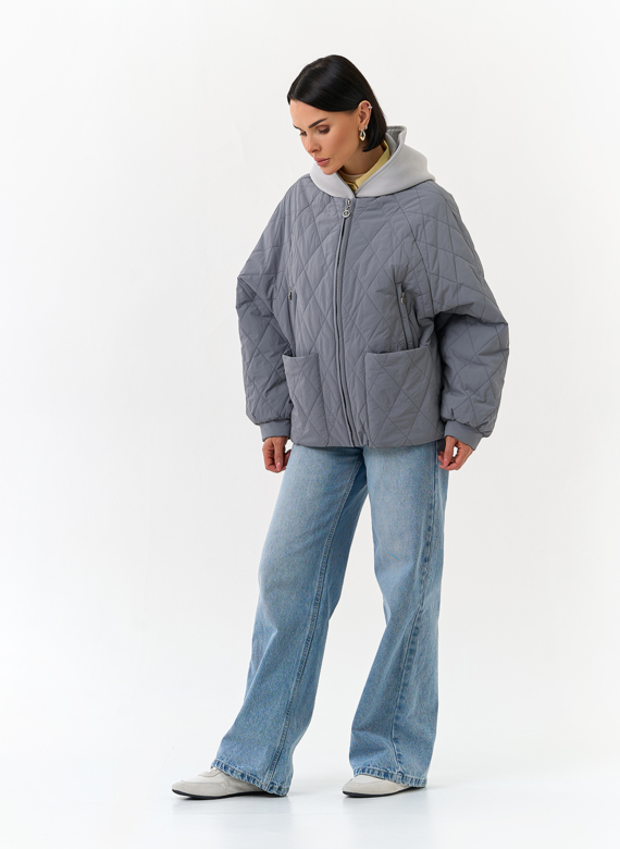 Женская куртка с трикотажным капюшоном