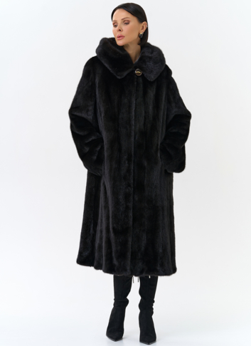 Шуба из норки в цвете махагон