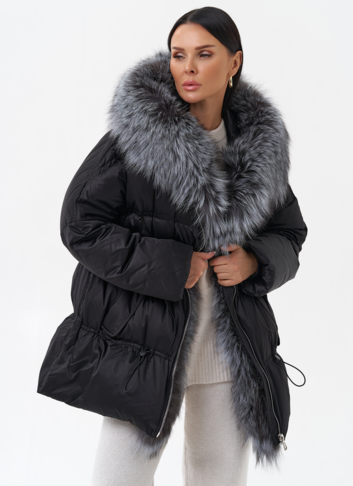 Пуховик с отделкой из меха чернобурки