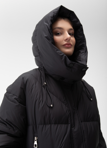 Женский пуховик с капюшоном 