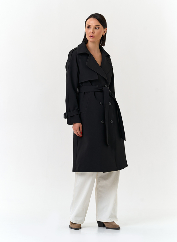 Женский плащ черного цвета