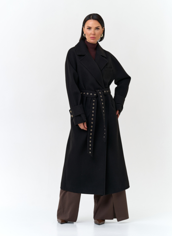 Женское пальто с акцентным поясом