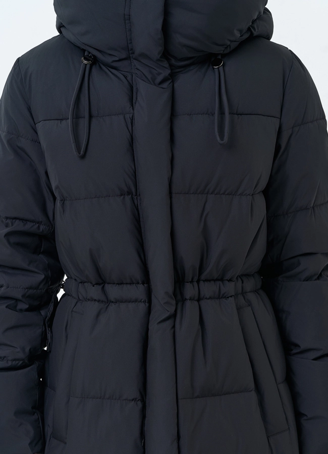 Женский пуховик с капюшоном модель № 33996 универмаг малина