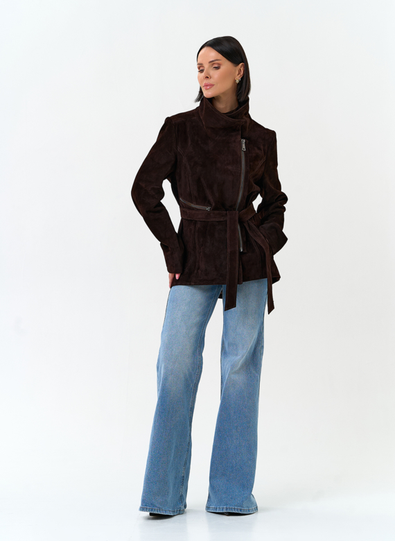 Женская куртка из натуральной замши с поясом