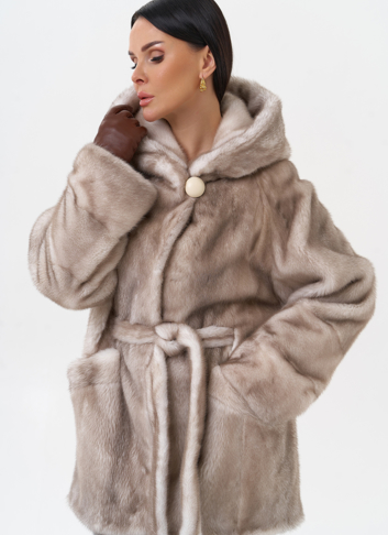 Норковая шуба с капюшоном 