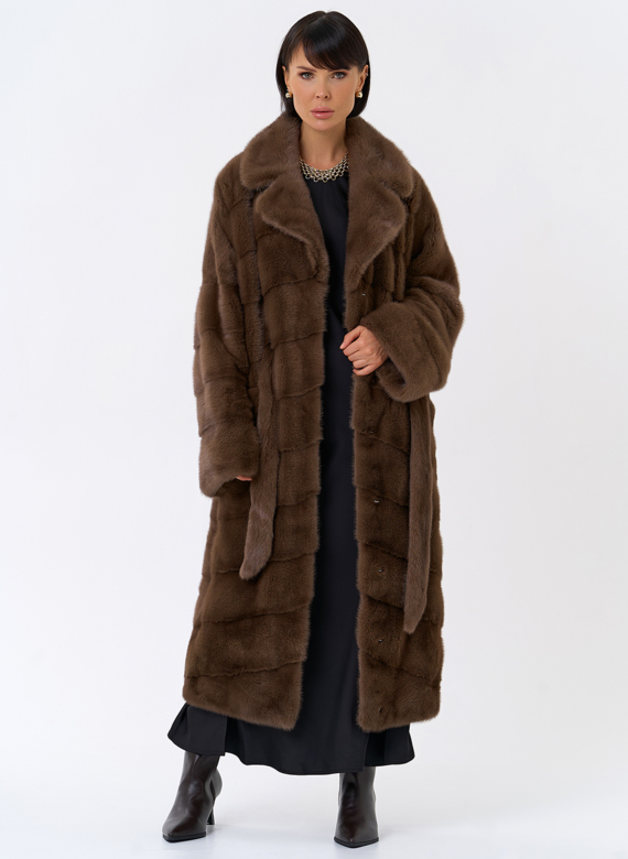 Длинная шуба с английским воротником