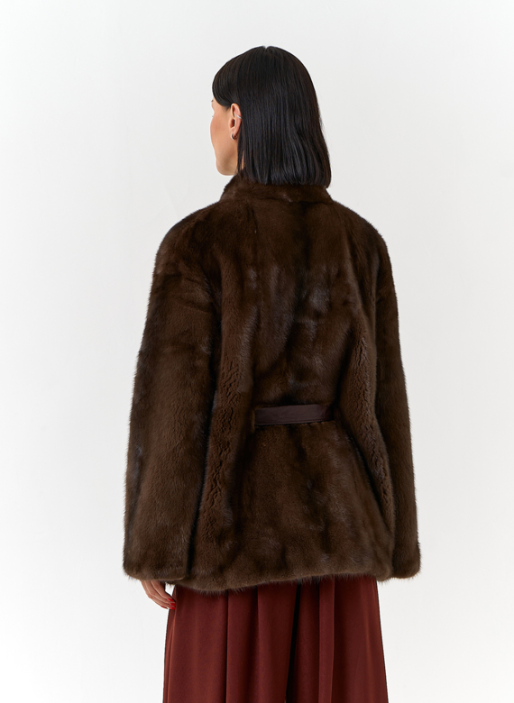 Шуба из меха норки с поясом