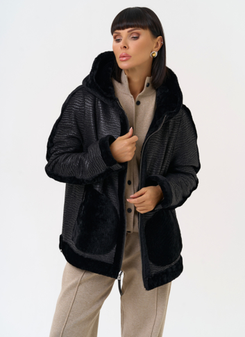 Женская двухсторонняя дубленка с капюшоном