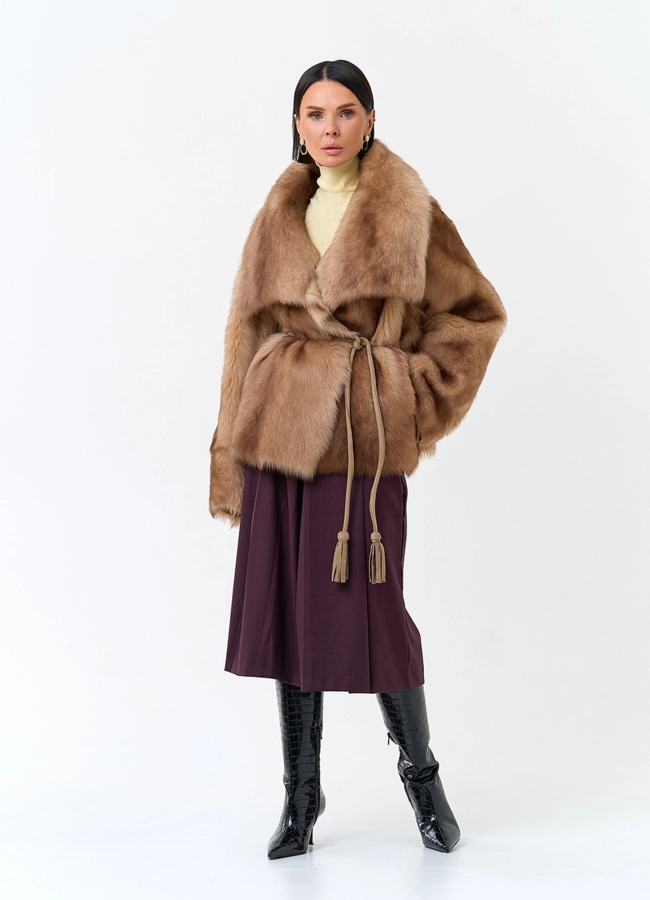 Женская двухсторонняя дубленка из натурального меха модель № 34172 универмаг малина