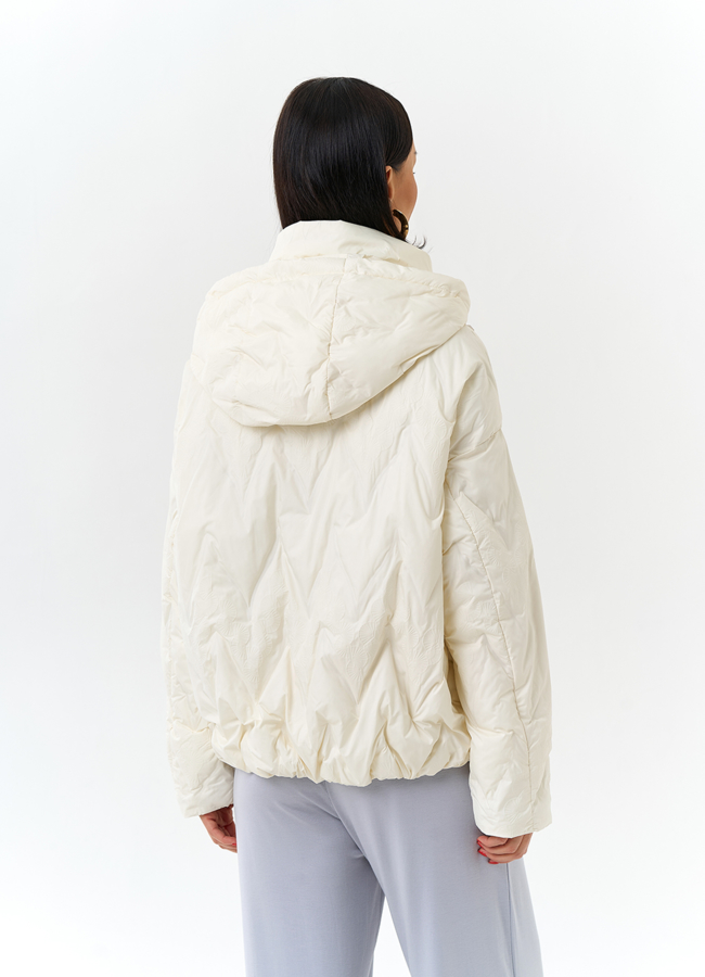 фото Женская куртка с капюшоном  модель № 32671