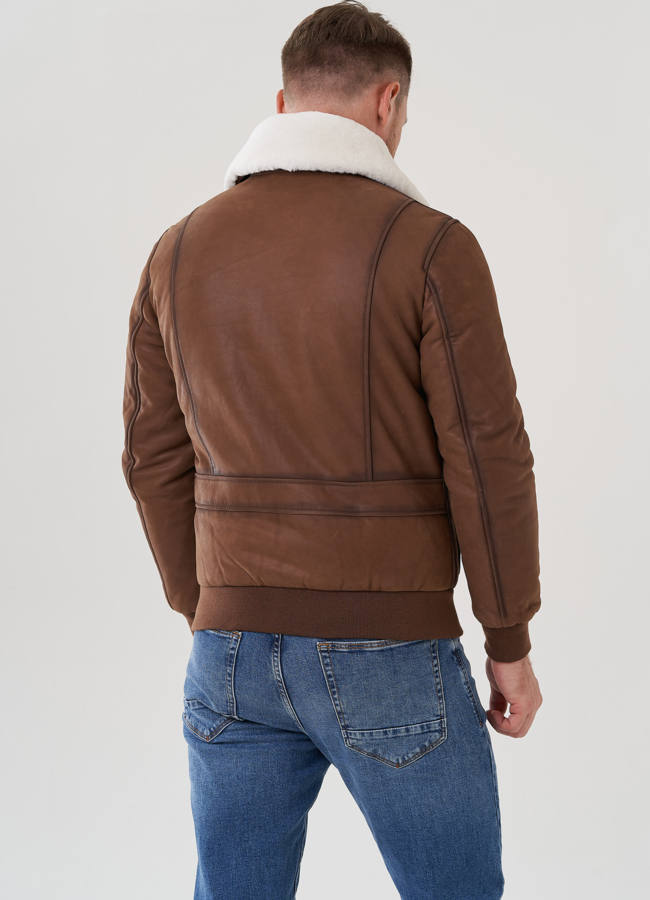 Мужская куртка из натуральной кожи  модель № 82298 универмаг малина