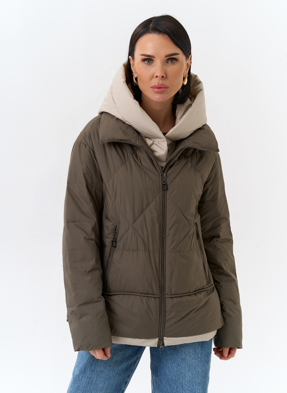 Женская куртка с контрастным капюшоном