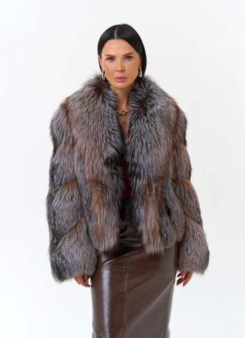 Женская шуба из меха лисы фото