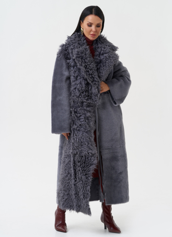 Длинная дубленка из натурального меха